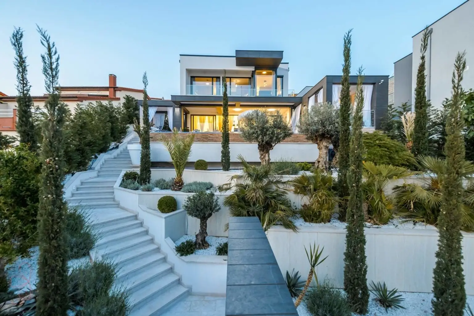 Eleganz mit Meerblick – Ihre Traumvilla in Crikvenica