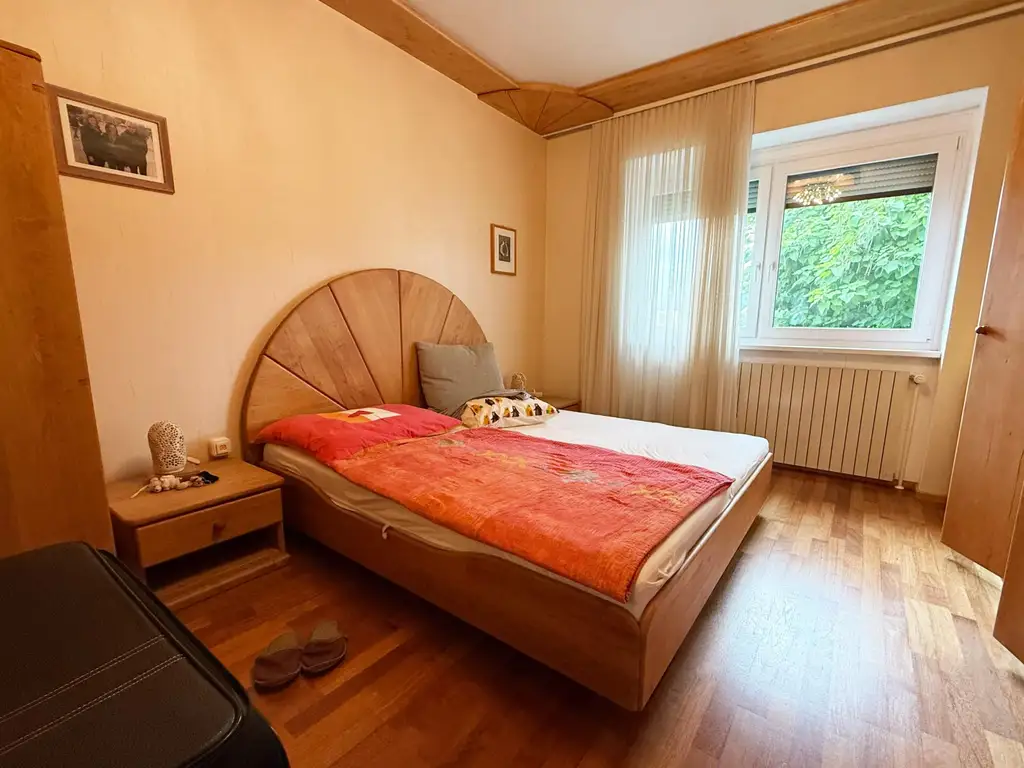 Mondänes Einfamilienhaus inmitten von Pöchlarn - Pool, Garten & Wellness inklusive!