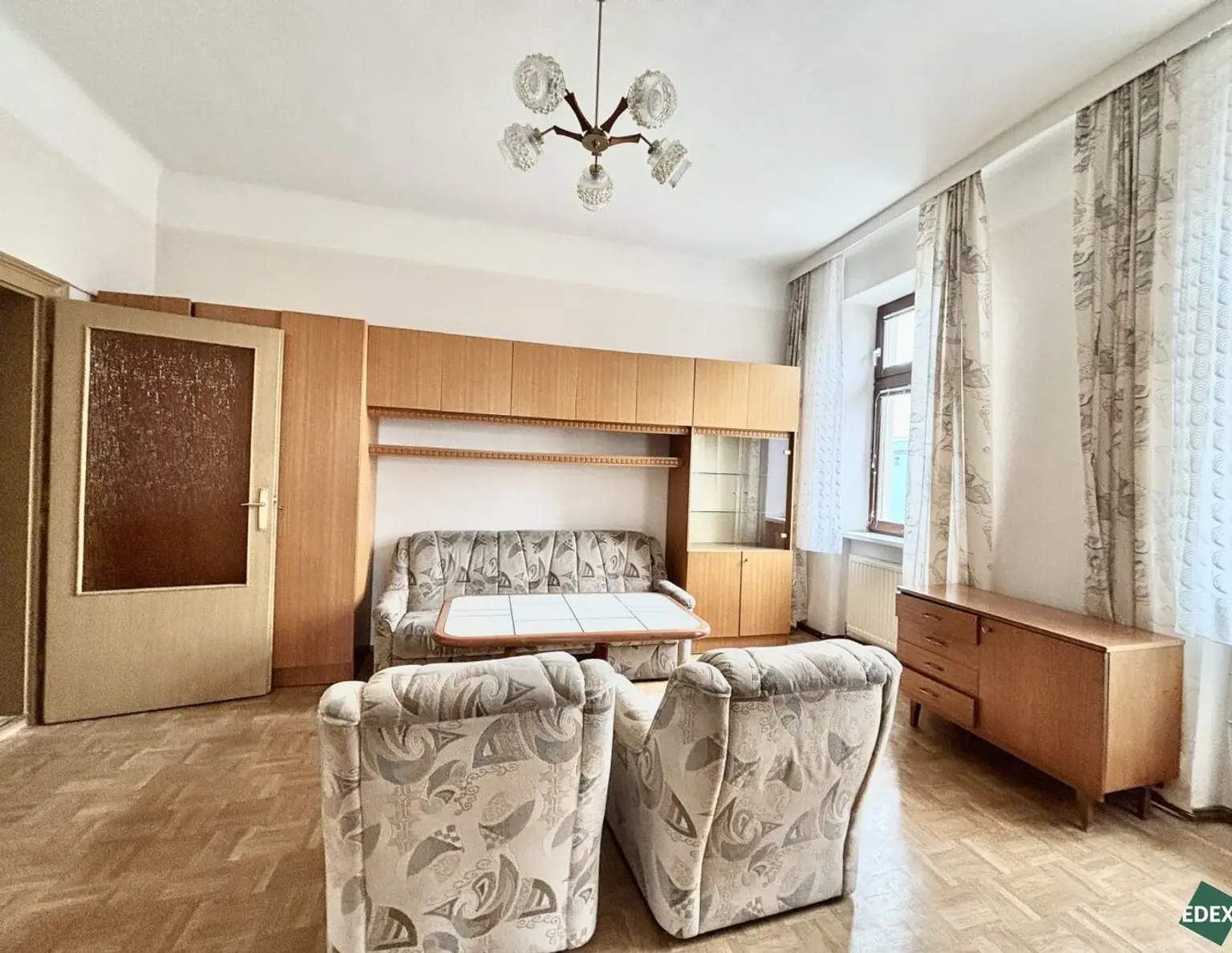 Sanierungsobjekt mit Parkblick - 2 Zimmer in 1140 Wien