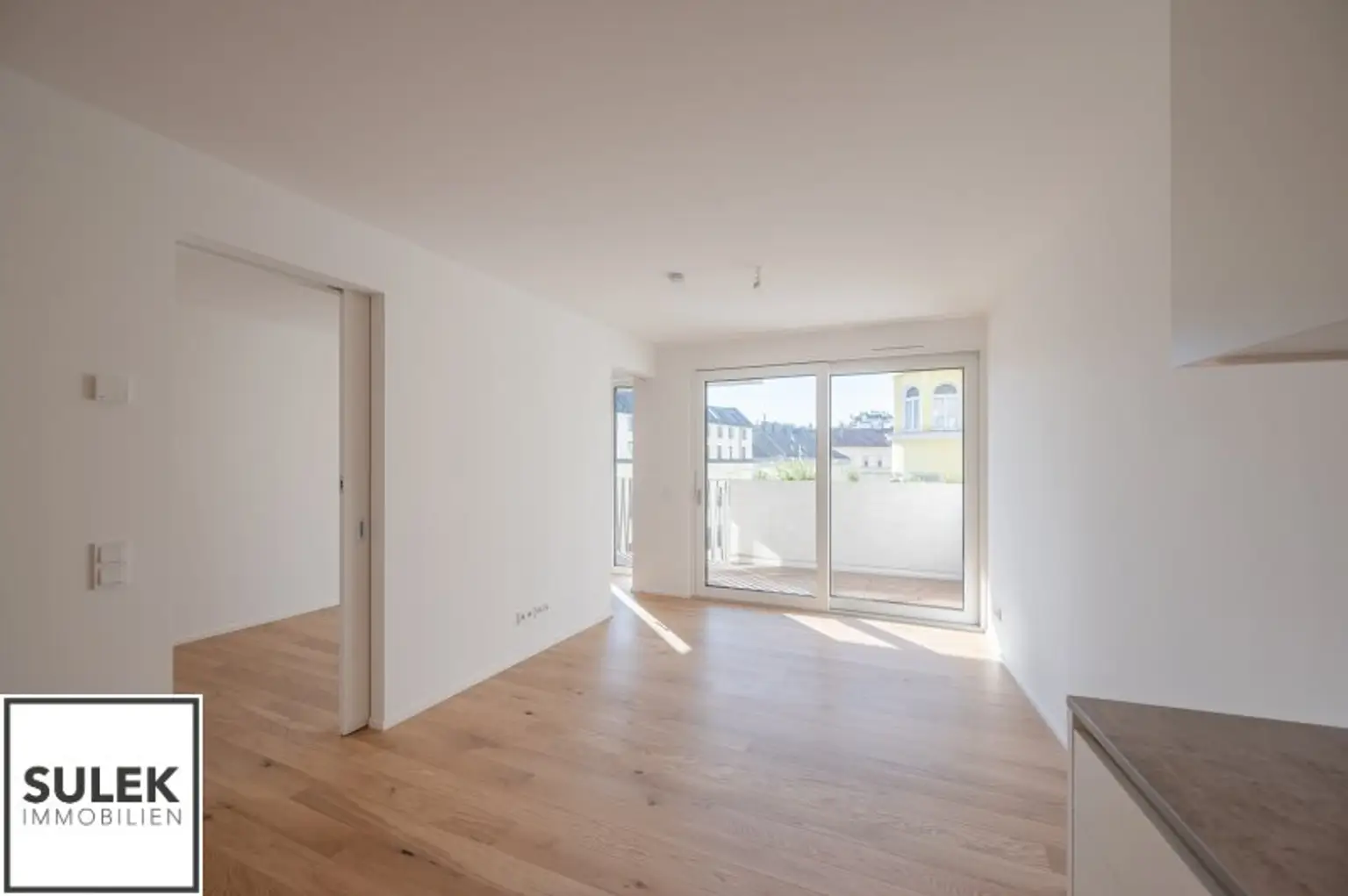 *ab 01/2026* 2 Zimmer Zweitbezugswohnung mit sonniger Loggia nahe U4