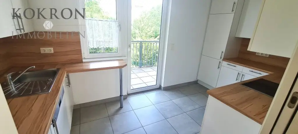 Willkommen in Ihrem neuen Familienidyll-perfekter Grundriss trifft Balkon und Loggia