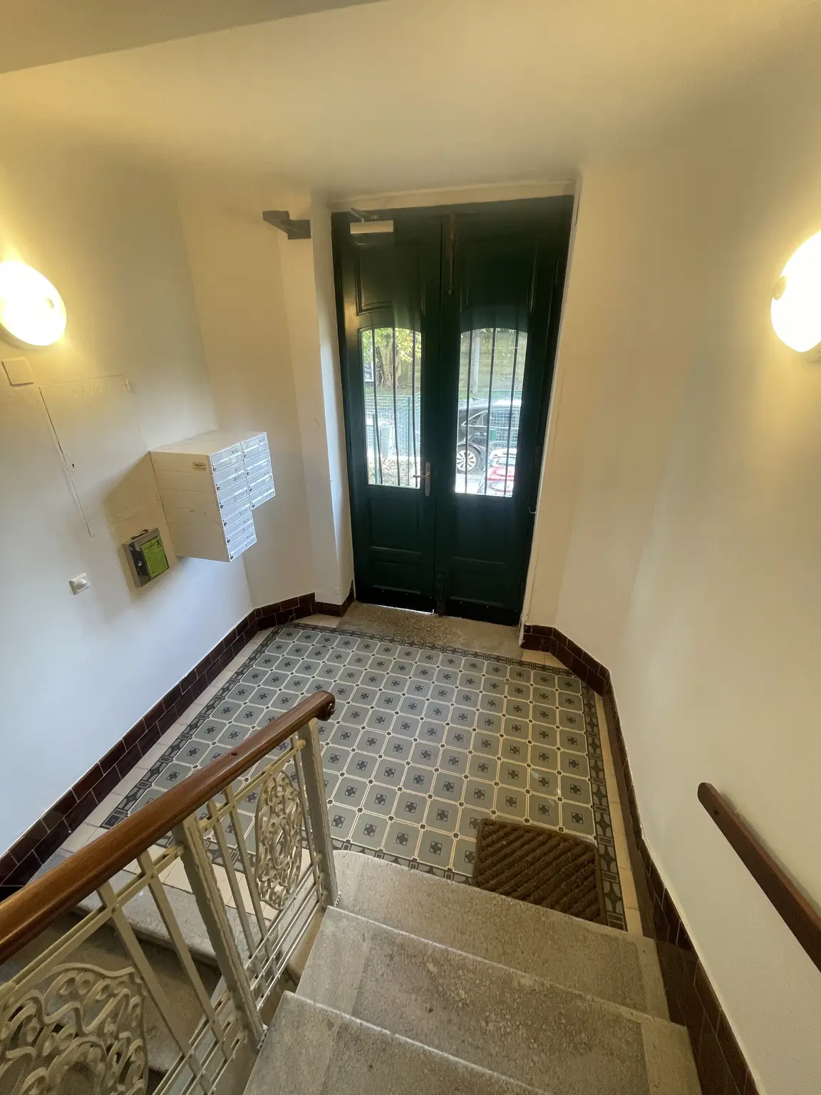 5-Zimmer-Familienwohnung mit Grünblick