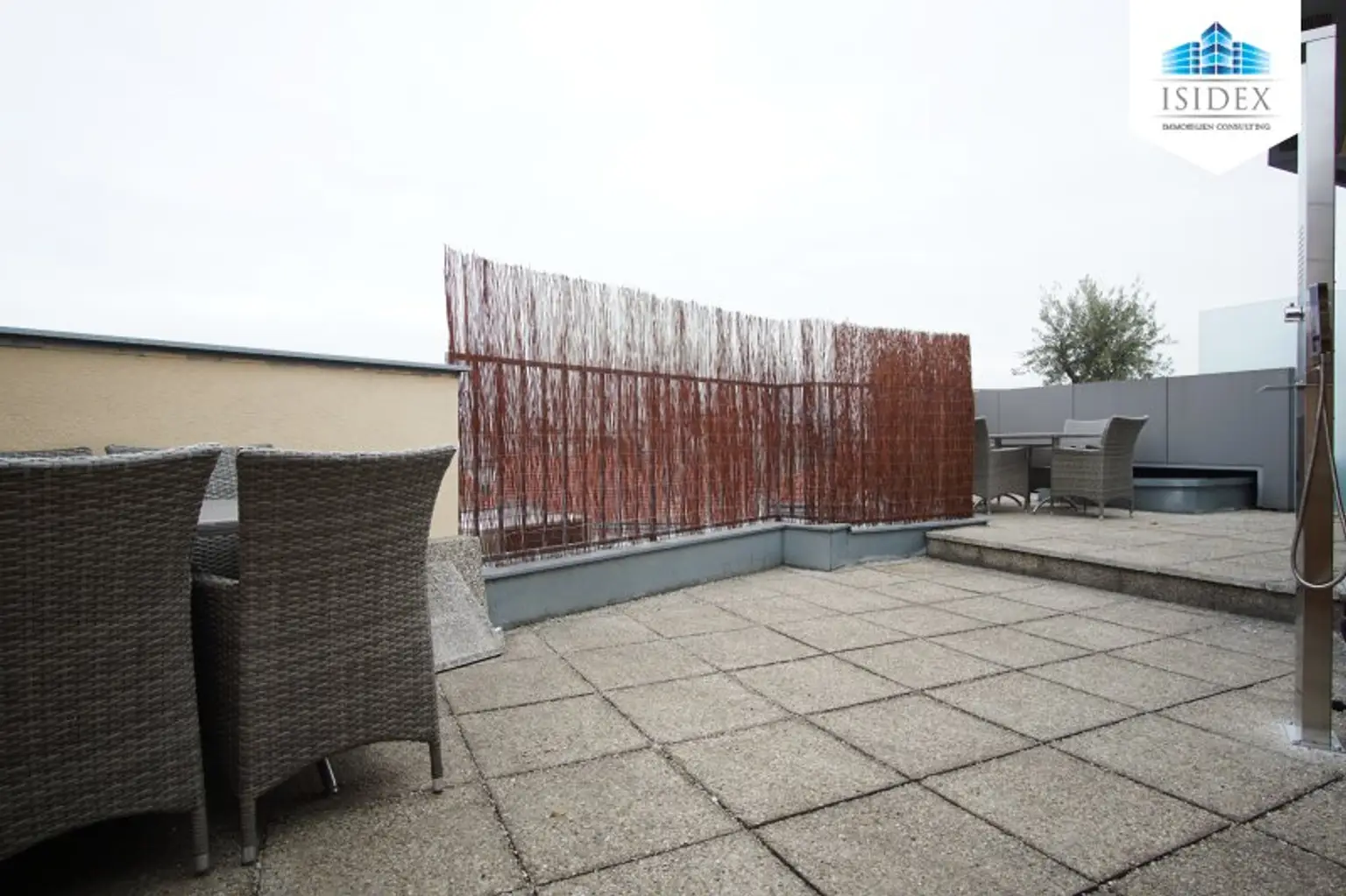 **NEU** Top ausgestattete 3-Zimmer DG-Maisonetten-Wohnung mit großzügiger TERRASSE und SAUNA! Perfekte Lage!!