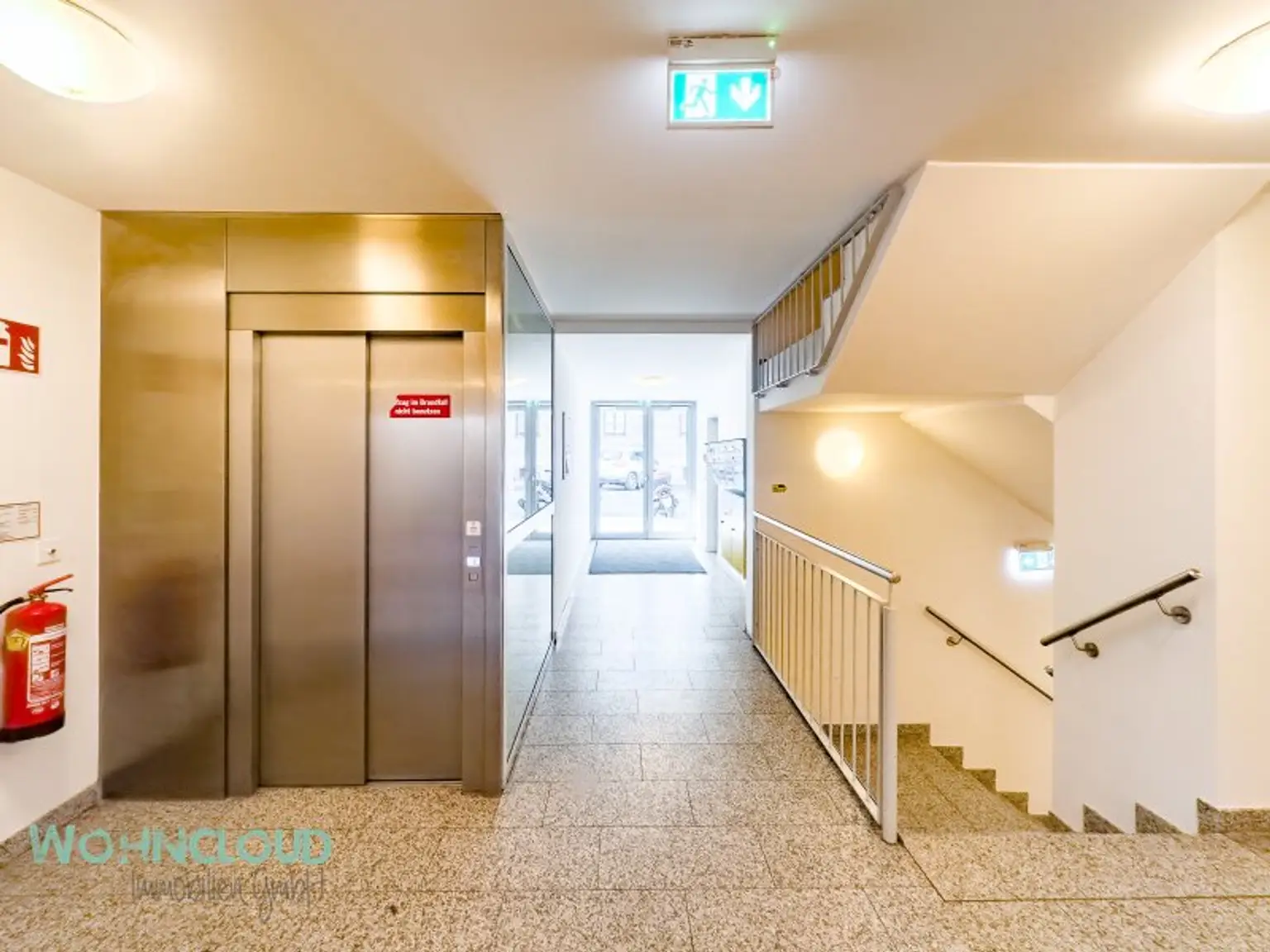 GLÜCKSRAUSCH IM DACHGESCHOSS