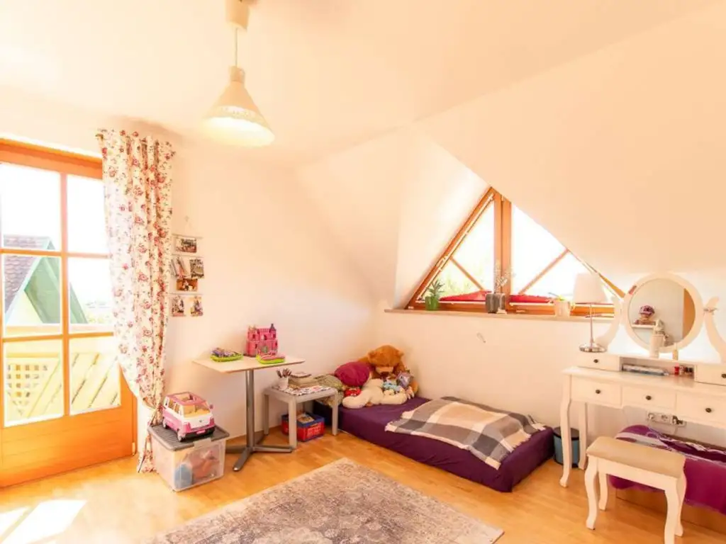 Neuwertiges Einfamilienhaus in Mortantsch: 6 Zimmer, Garten, 2 Terrassen, Top-Ausstattung!