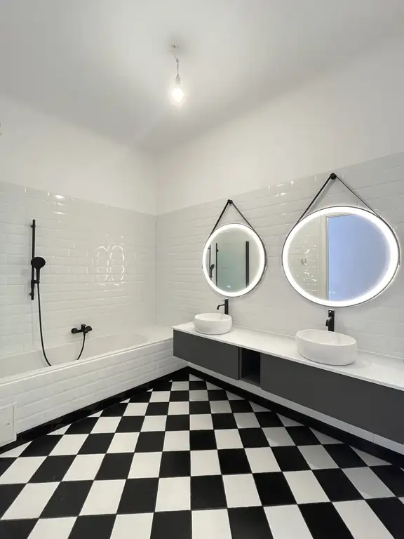 Badezimmer I