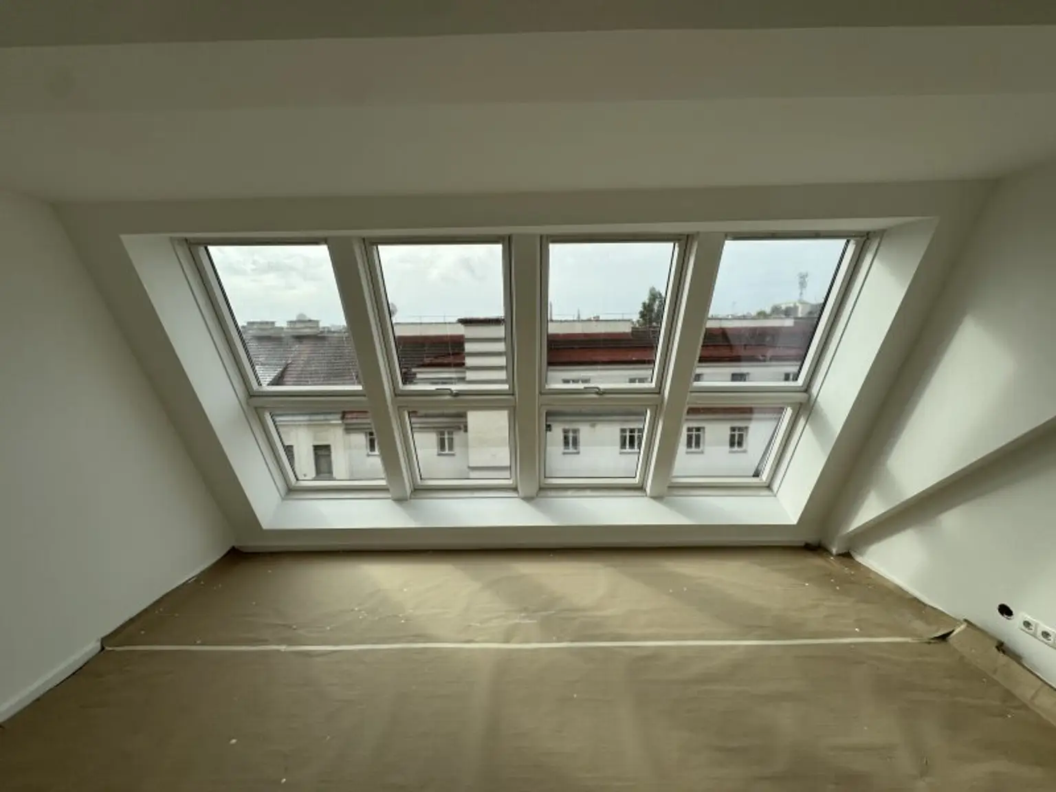 Über den Dächern Wiens – Traumhafte Maisonette in Toplage!