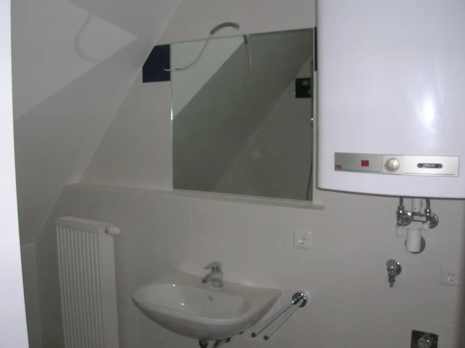 Sofortbezug: Dachgeschosswohnung im 2.OG ohne Lift-mit 2 Bädern und Galerie