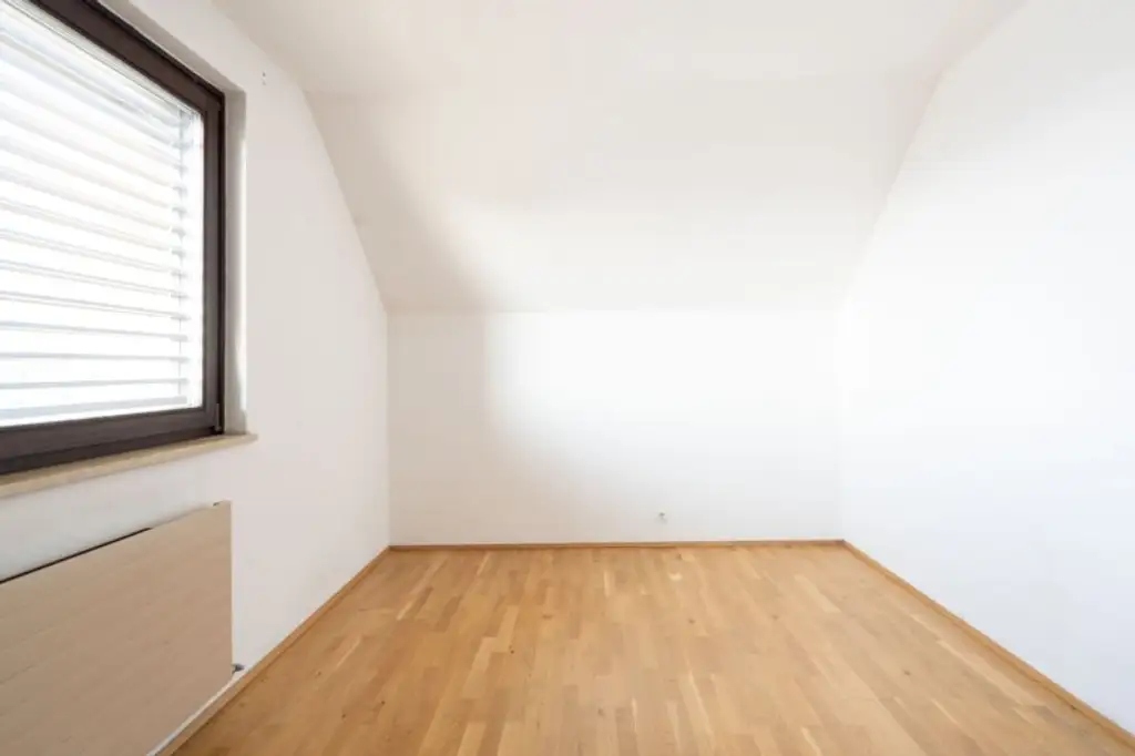 Toplage von Leonding: 7-Zimmer-Einfamilienhaus mit Pool & traumhaftem Ausblick zu kaufen