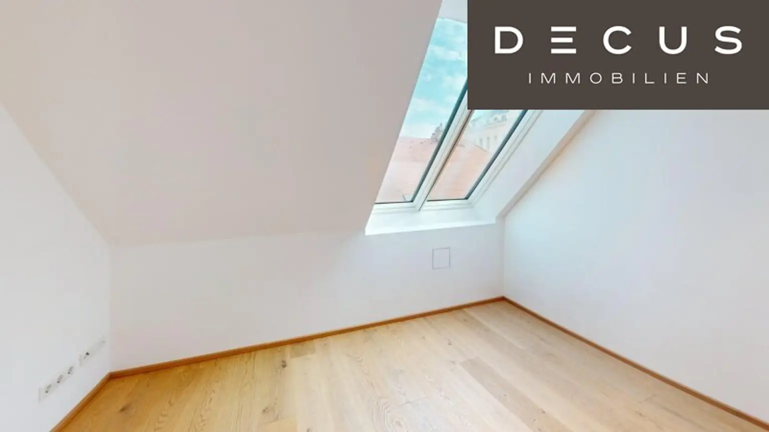 RESIDIEREN AM STADTPARK | ELEGANTE DACHGESCHOSSWOHNUNG | RUHIGE HOFSEITIGE 12 m2 TERRASSE | 4 ZIMMER | 2 BÄDER