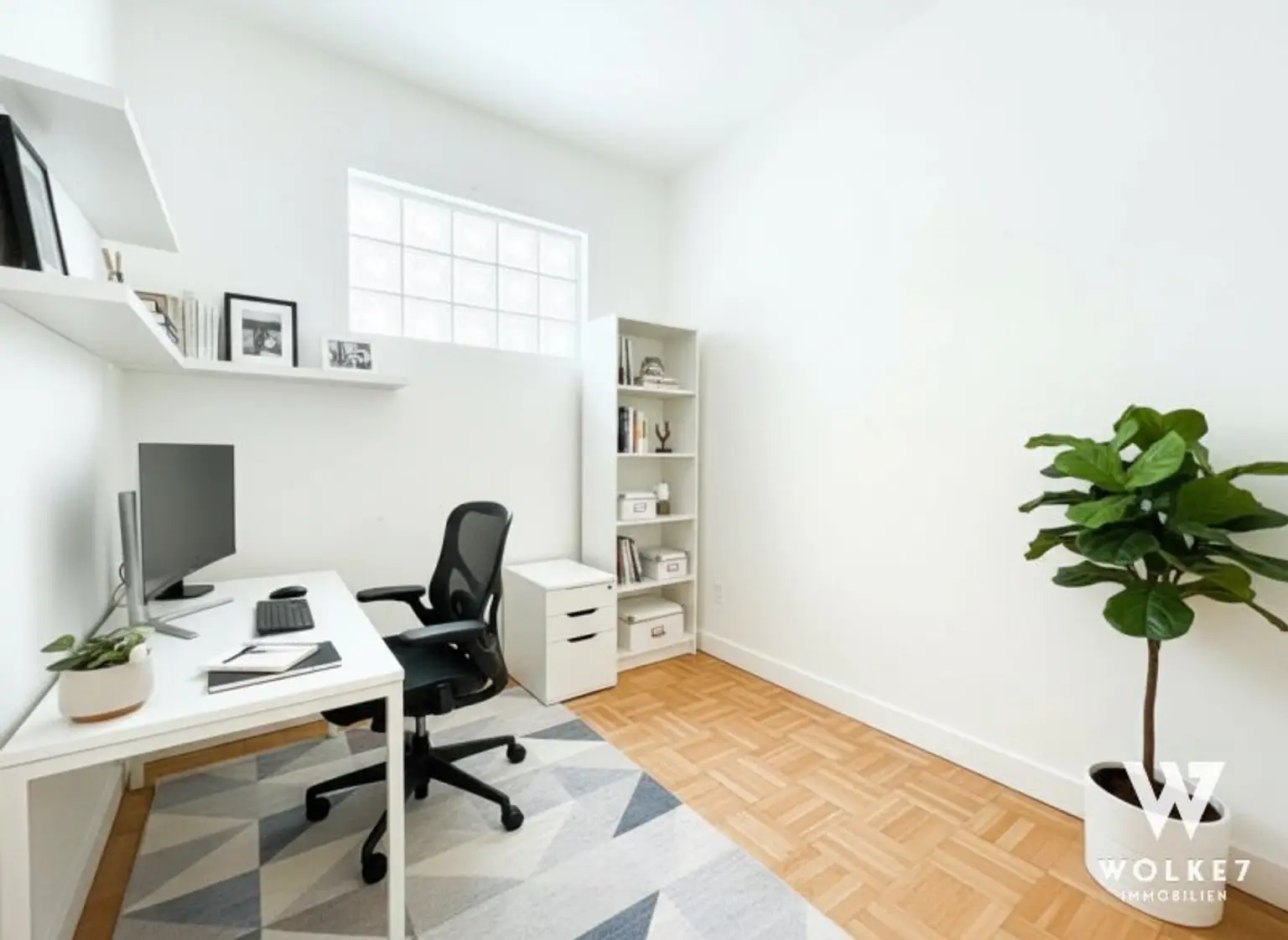 Altbau-Juwel am Schottentor – Stilvolle Wohnung mit Charakter, Charme und viel Raum für Ideen