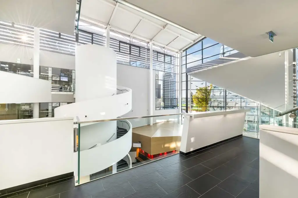 Top moderne & voll Ausgestattete Büroflächen in der Siemensstraße zu mieten!