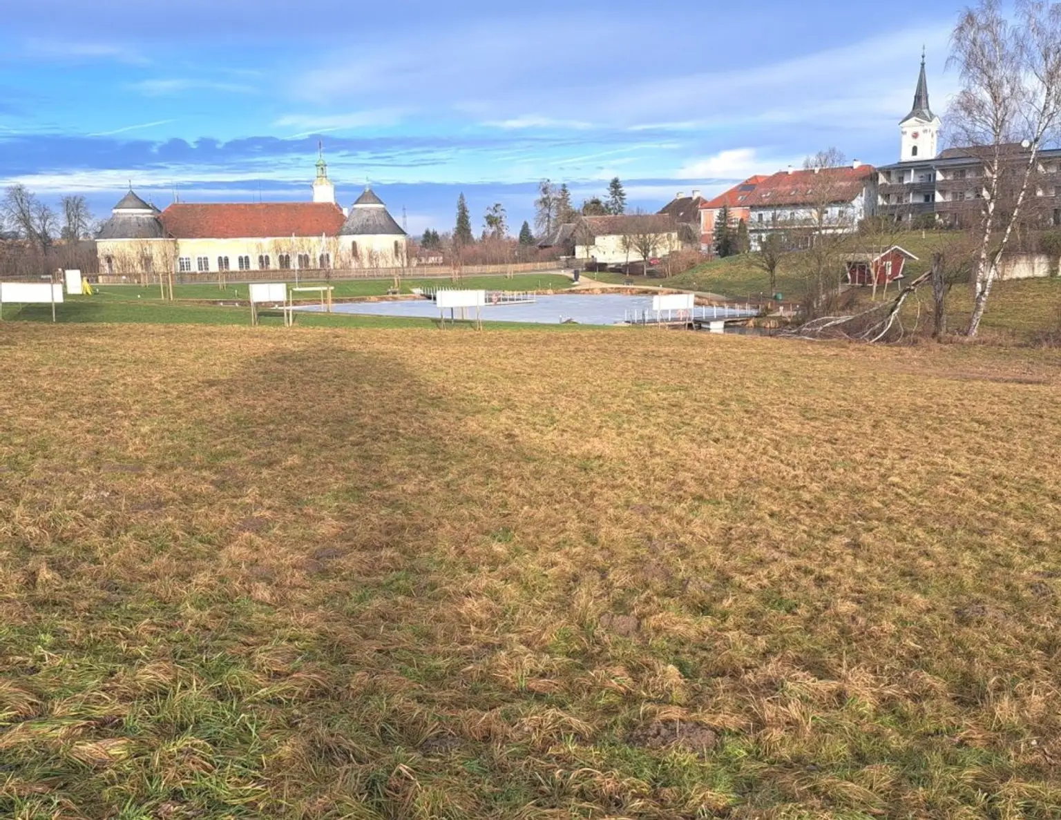 Aistersheim: Bau- und Landwirtschaftsgrund 5104m², herrliche Zentrumslage!