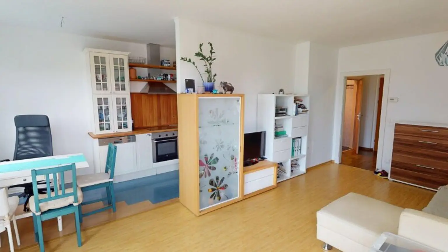 Helle 2-Zimmer-Wohnung mit Balkon & TG-Platz
