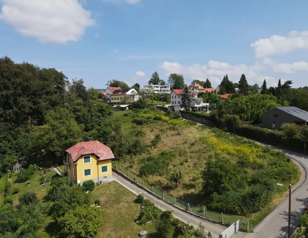 +++ BESTLAGE +++ Sonniges Baugrundstück am Rosenhain