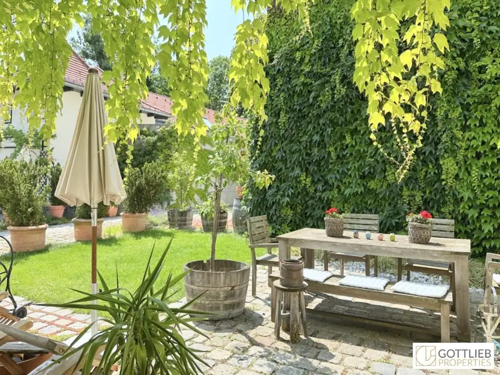 Bestlage Grinzing! Außergewöhnliche 3-Zimmer-Wohnung mit südseitigem Eigengarten in historischem Winzerhaus aus dem 16. Jahrhundert