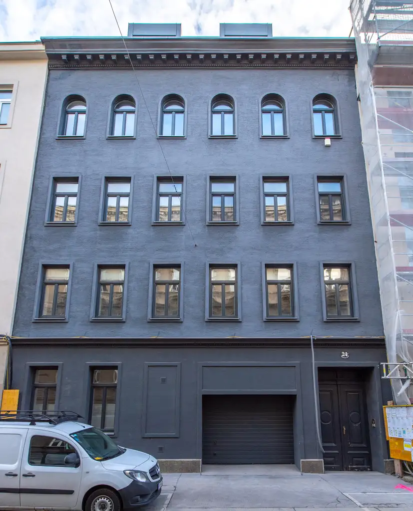 Sicherer Garagenplatz im 18. Bezirk – Gymnasiumstraße 24A