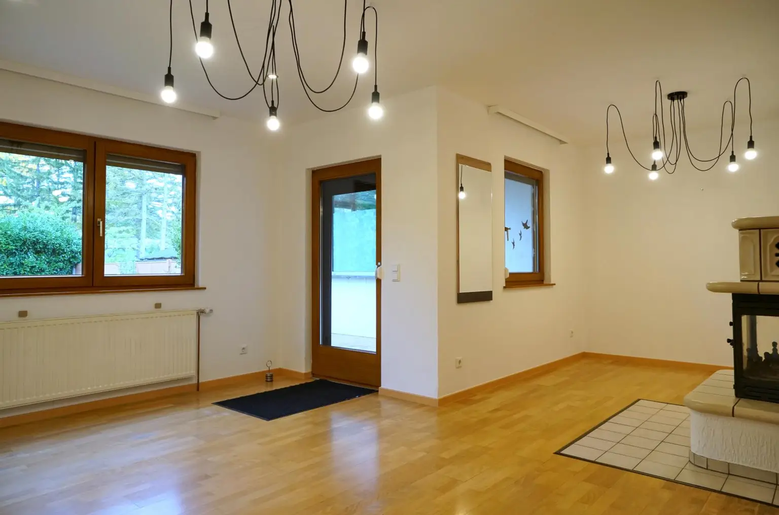 Heimeliges Doppelhaus in Holzbauweise – Wohnen mit Wohlfühlfaktor in ruhiger Siedlungslage!