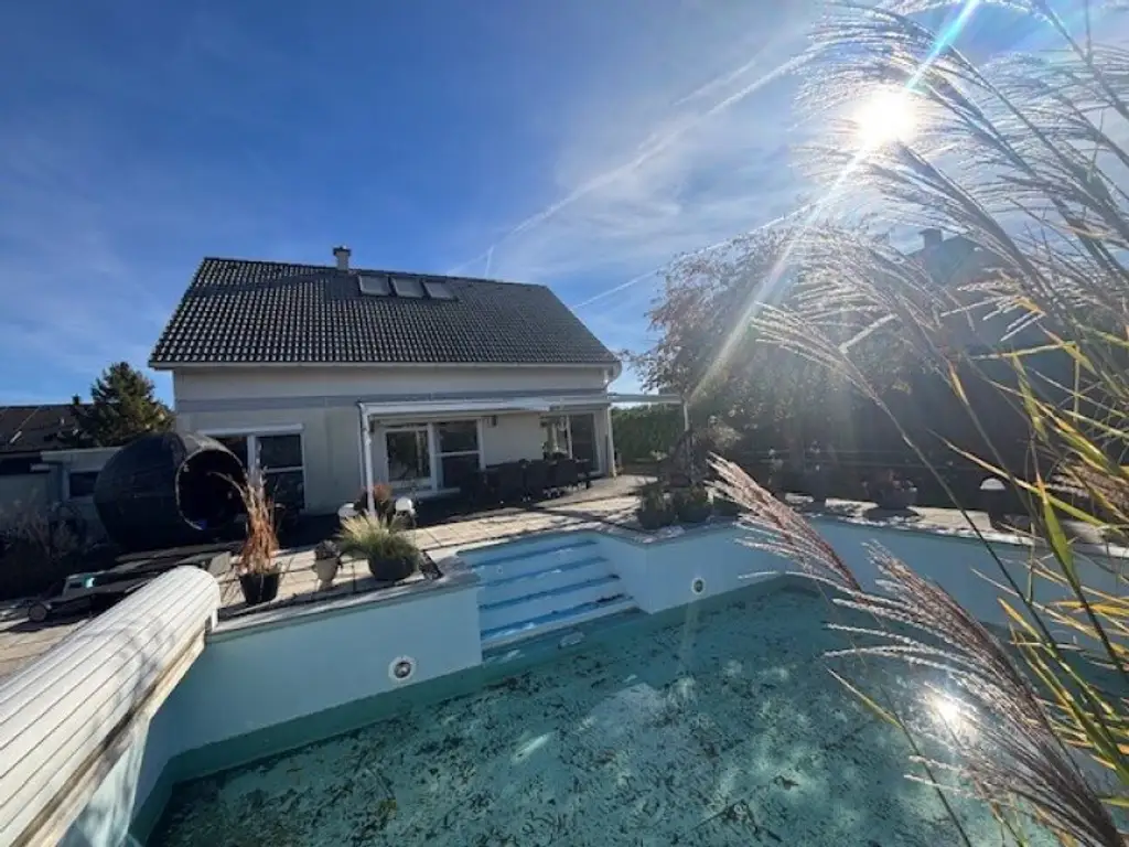 Gattendorf - lichtdurchflutetes EFH in Ruhelage mit Pool und großem Garten