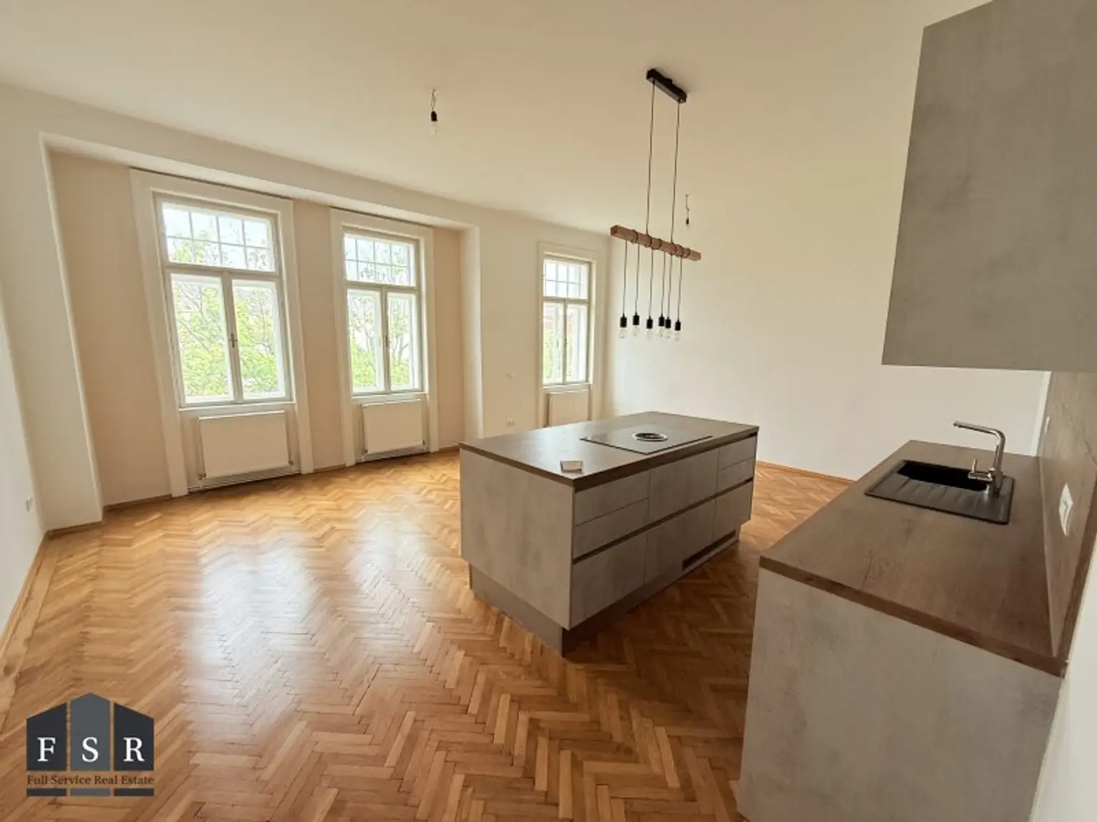 2 Zimmer Altbau-Wohnung in Jugendstil- Zinshausjuwel! Laurentius Platz - U3 Nähe