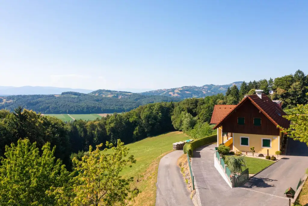 "Privates Paradies mit Panorama – 5 Hektar Freiheit & ein Zuhause zum Verlieben"