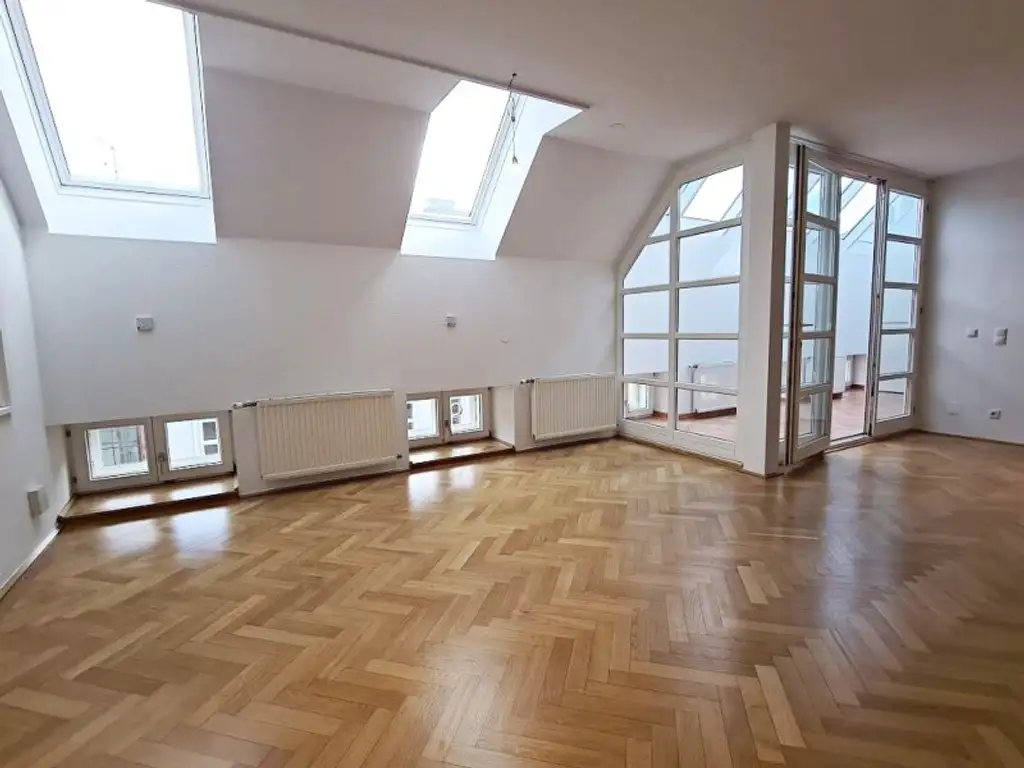 ZELINKAGASSE, DACHGESCHOSS, klimatisierte 157 m2 Maisonette mit 18 m2 Terrasse, 4 Zimmer, Küche, Wintergarten, 2 Bäder, Börse-Nähe