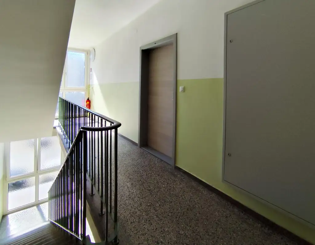 ***  Renoviert & einladend – 2-Zimmer-60m² im Stadtzentrum Bruck/Mur mit Ausbaumöglichkeit ***