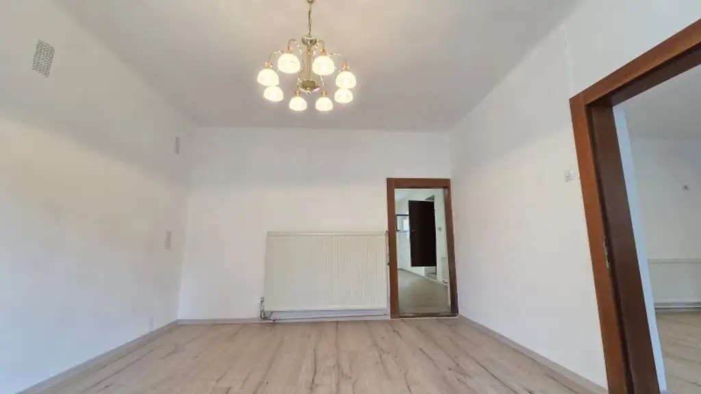 Ein/Zweifamilienhaus * teilweise renoviert * direkt am Wald gelegen * Ruhelage