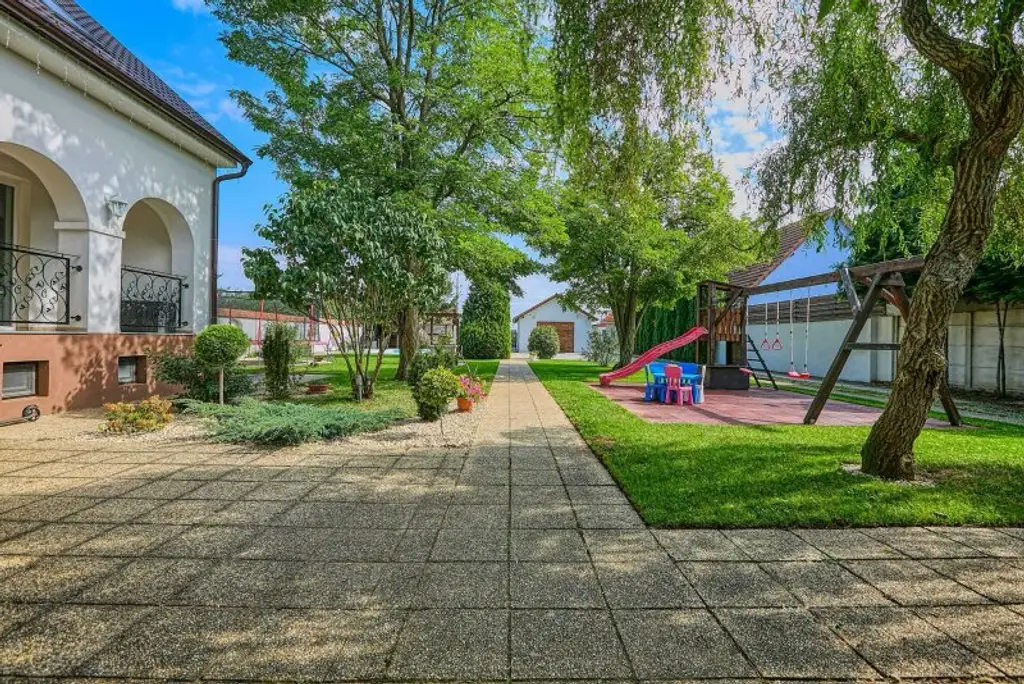 +++ Fertőszéplak – Wellness, Wein & Wohnkultur auf höchstem Niveau +++