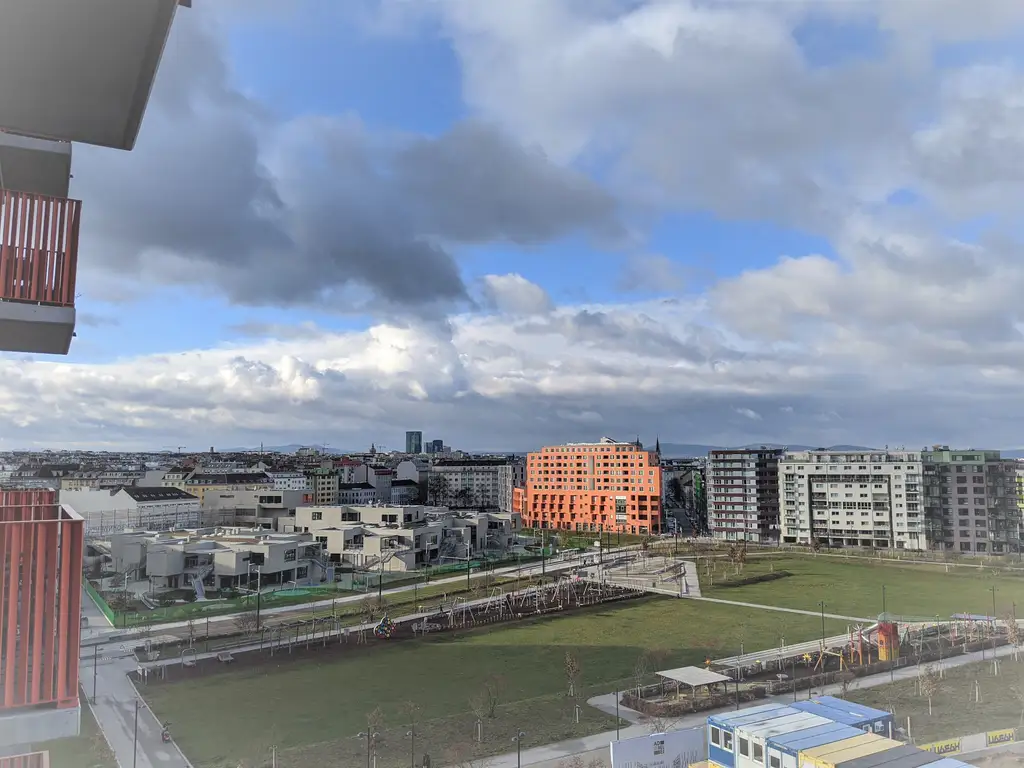 Sonnwendviertel: Wunderbare Wohnung mit drei Balkonen im MIO-HOCHHAUS