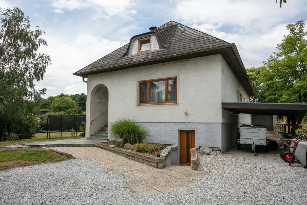 Großzügiges Wohnhaus in sonniger, ruhiger Lage im Kamptal