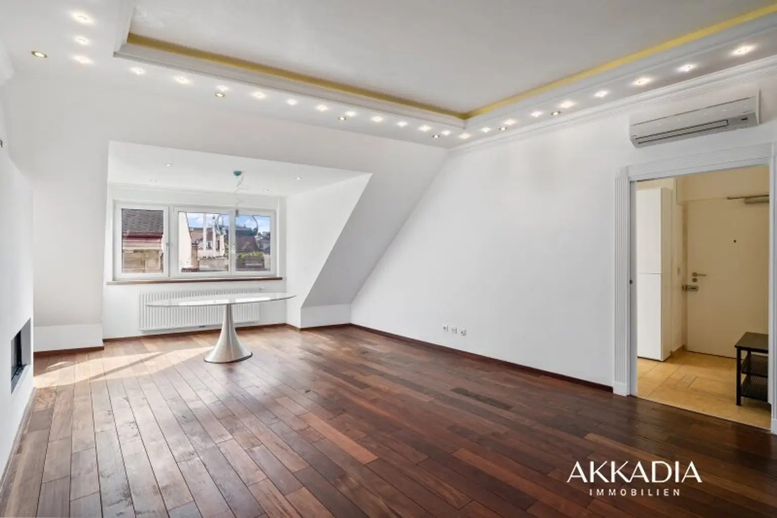 Penthouse mit 360° Weitblick – Exklusives Wohnerlebnis im 4. Bezirk auf zwei Ebenen (Tiefgarage vorhanden)