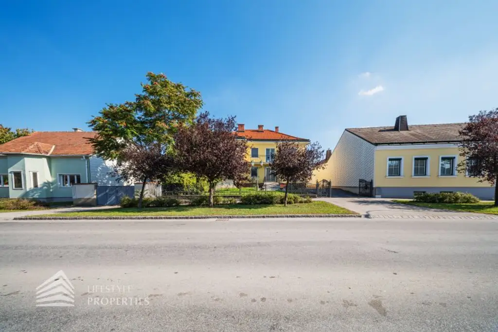 Exklusives Einfamilienhaus in Toplage