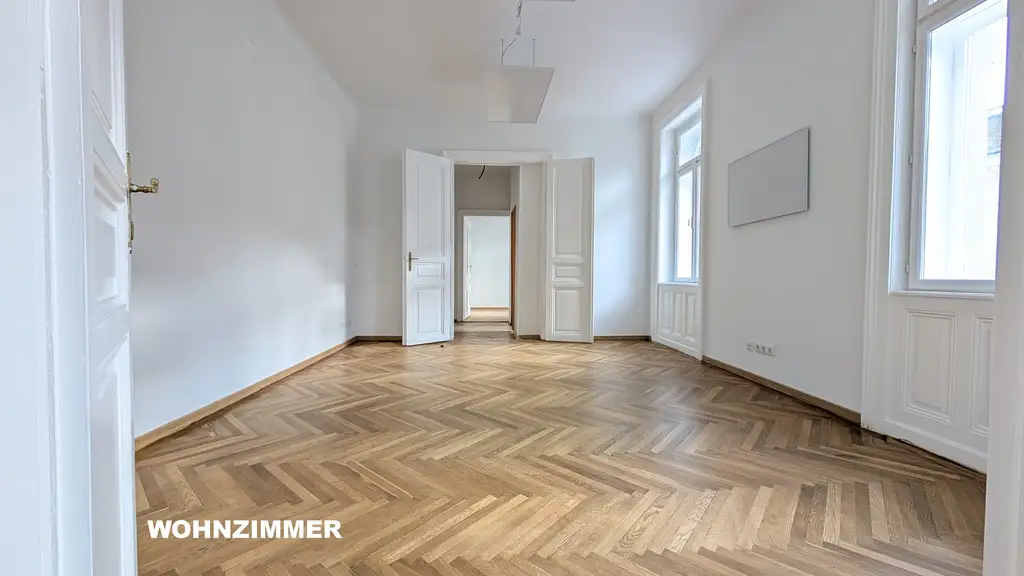 ! RENOVIERTE AKADEMIKERSINGLE-HAUPTMIETE IN KLASSISCHEM STILALTBAU !