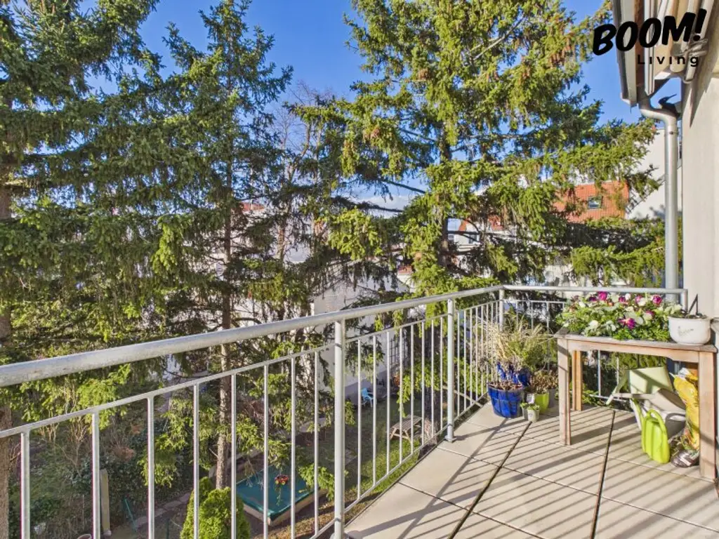 Traumhafte 3,5-Zimmer-Dachgeschosswohnung mit Balkon und Terrasse in 1230 Wien!