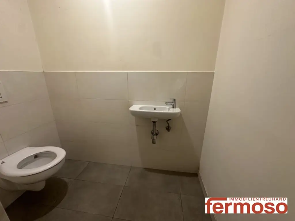 Neuwertige 2-Zimmer-Wohnung mit Garten und Loggia im Herzen von 1210 Wien!