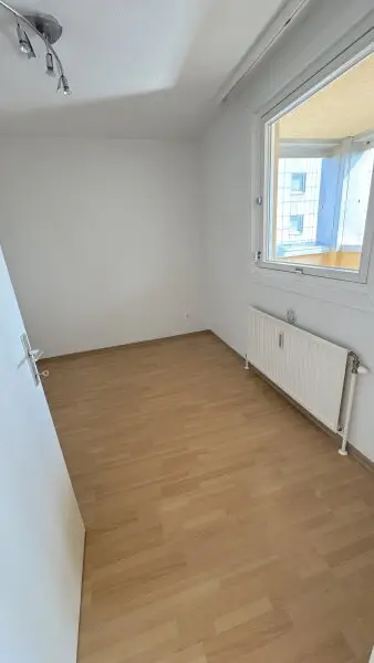 Top-gelegene 2-Zimmer-Wohnung mit Loggia im 22. Bezirk – Nähe UNO City & Donauinsel