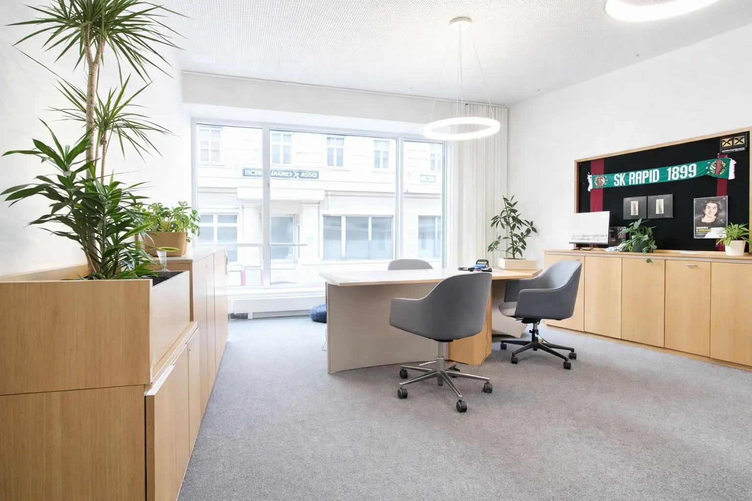 Büro 2