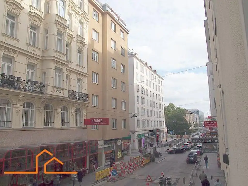 WOLLZEILE: WOHNEN IN STADTPARKNÄHE