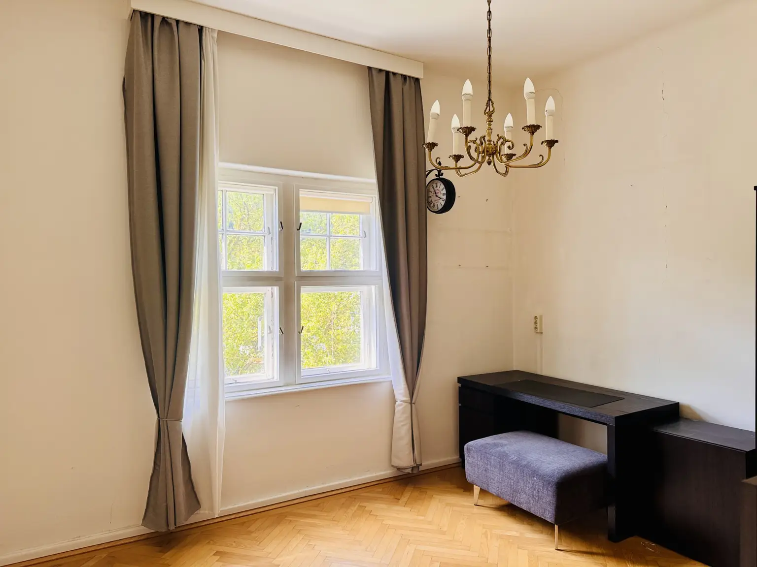 Zimmer 1.OG