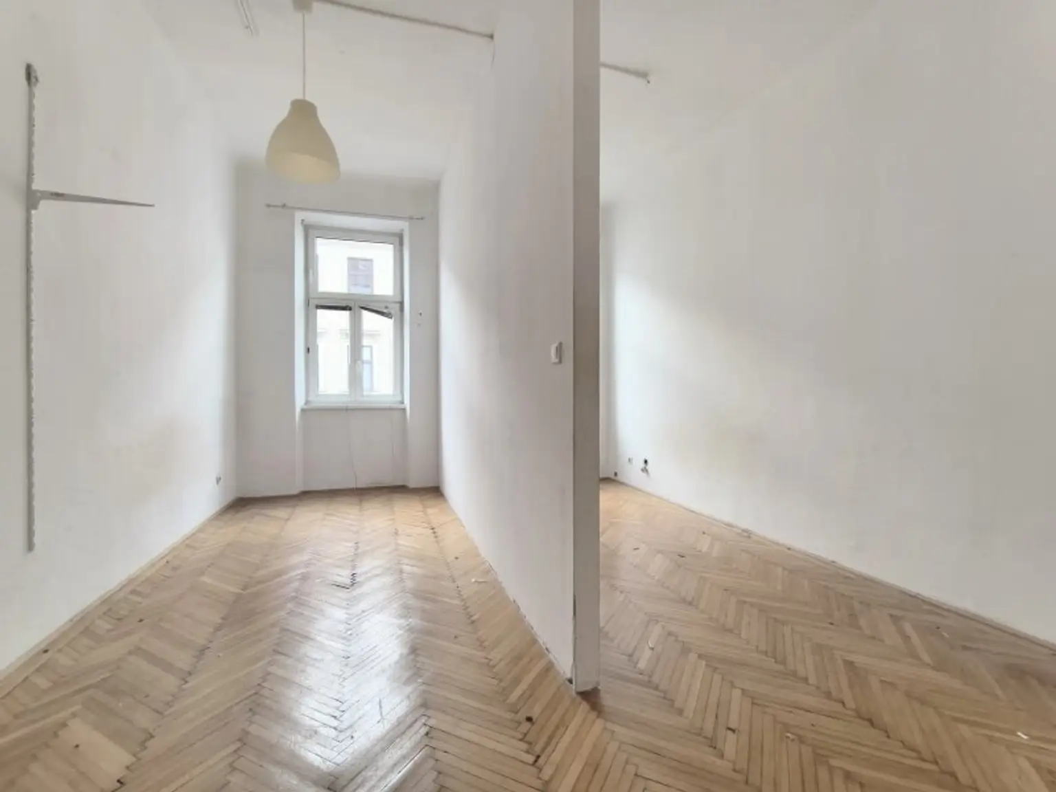 Sanierungsbedürftige Altbauwohnung mit Charme – Ihre Chance zur Selbstverwirklichung - Nahe U4 Friedensbrücke & Augarten