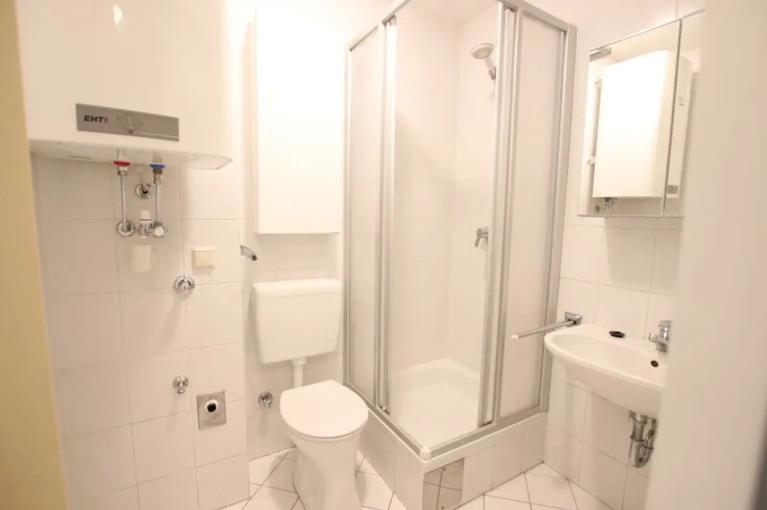 Schöne 2 Zi Wohnung mit Loggia in Waidmannsdorf