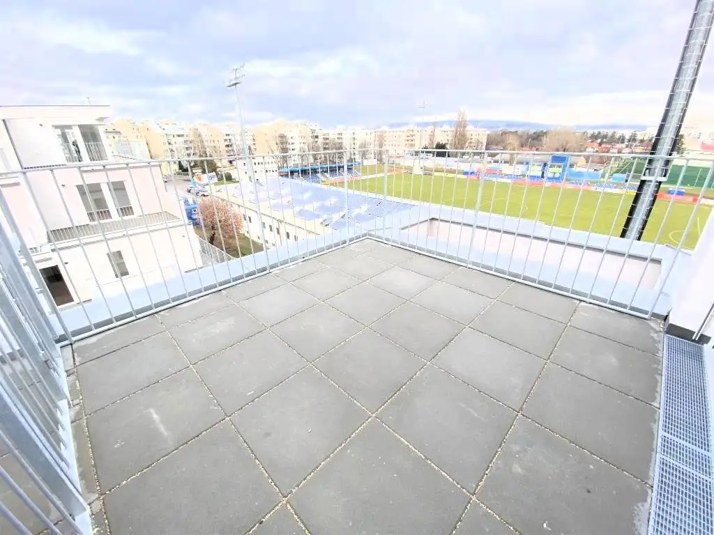 Ihr Penthouse – mit 90m² Terrassenfläche und Direktlift in die Wohnung!!