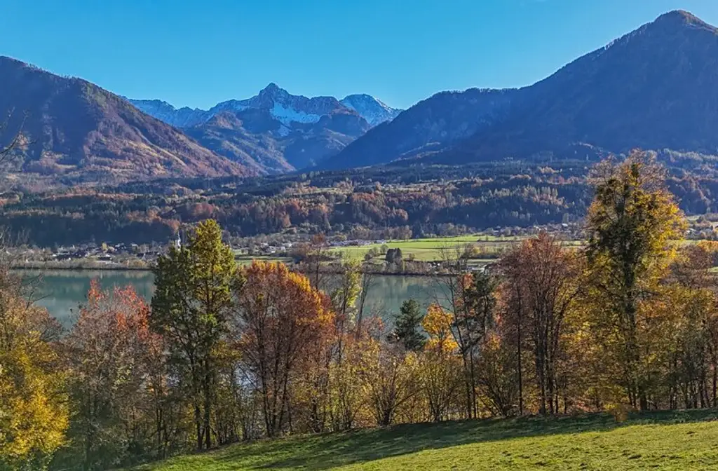 Traumgrundstück für Individualisten in sonnenverwöhnter Lage