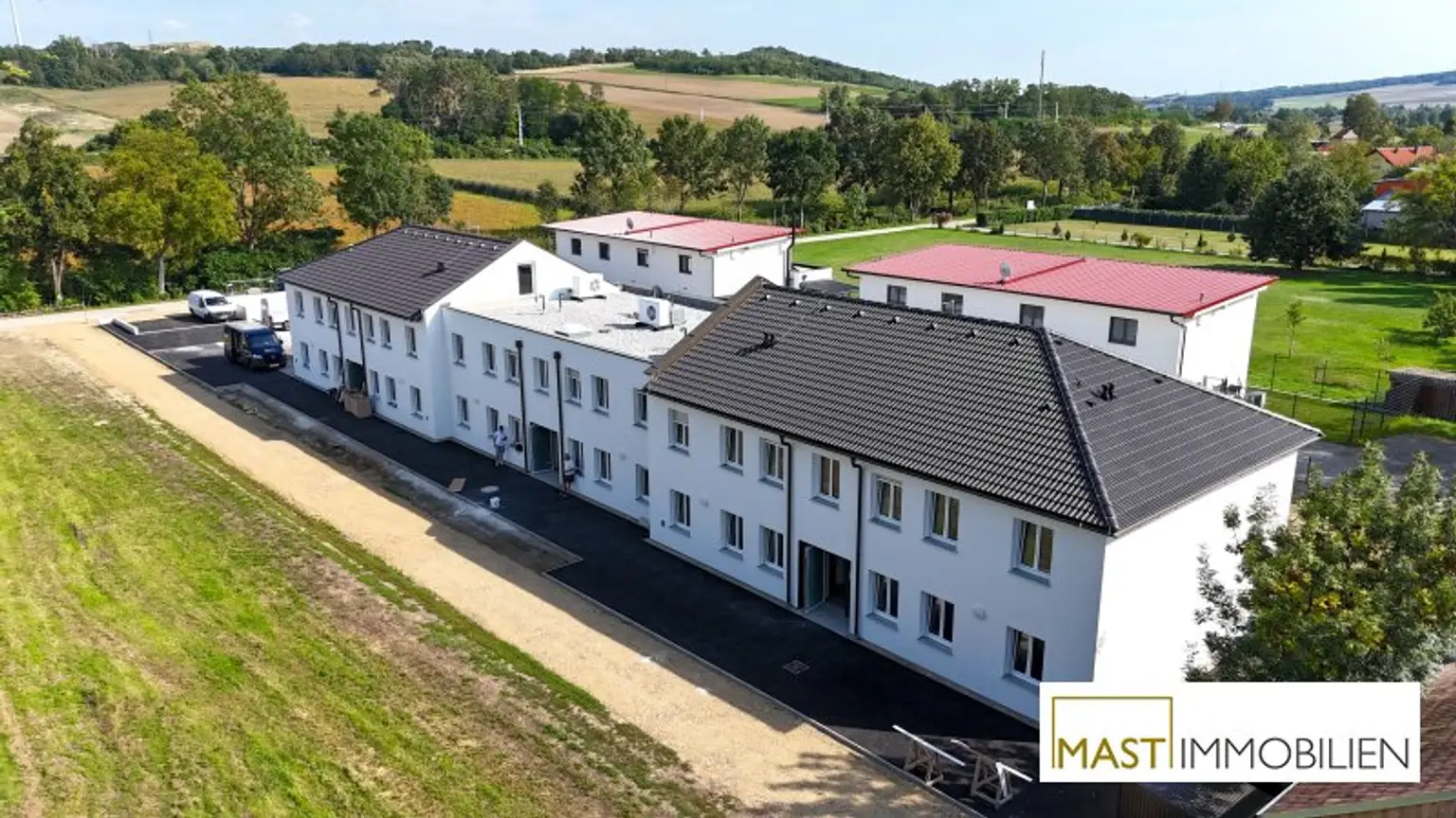 In Kürze verfügbar - 3 Zimmer Garten- bzw. Balkonwohnungen inkl. EWE Einbauküche und KFZ Stellplatz