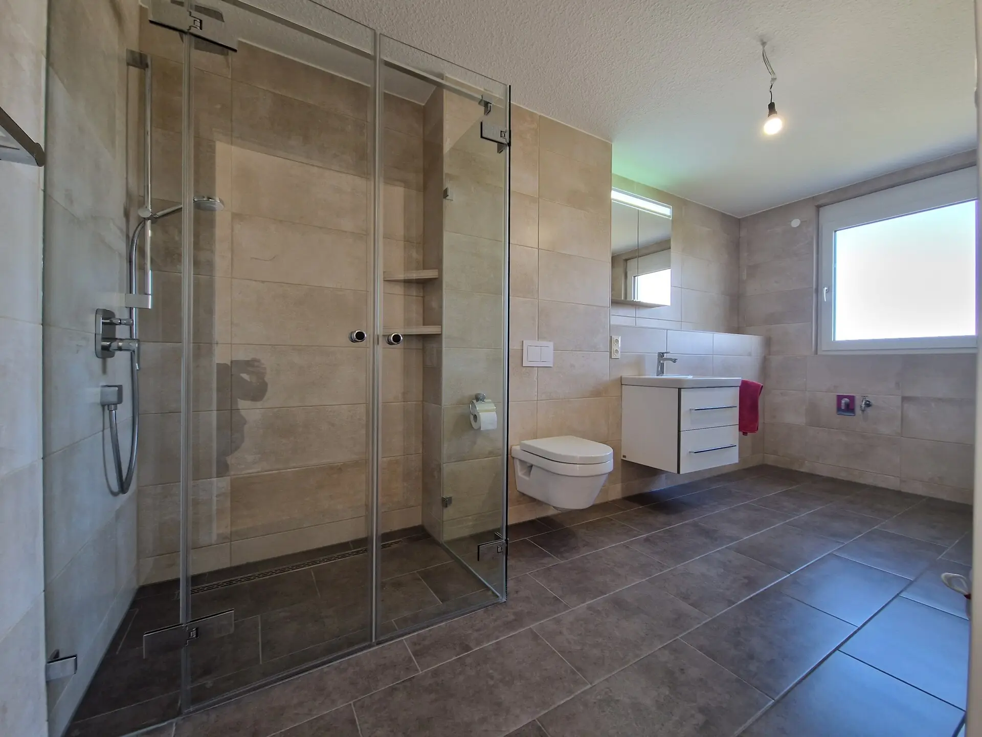 Badezimmer Ansicht 2