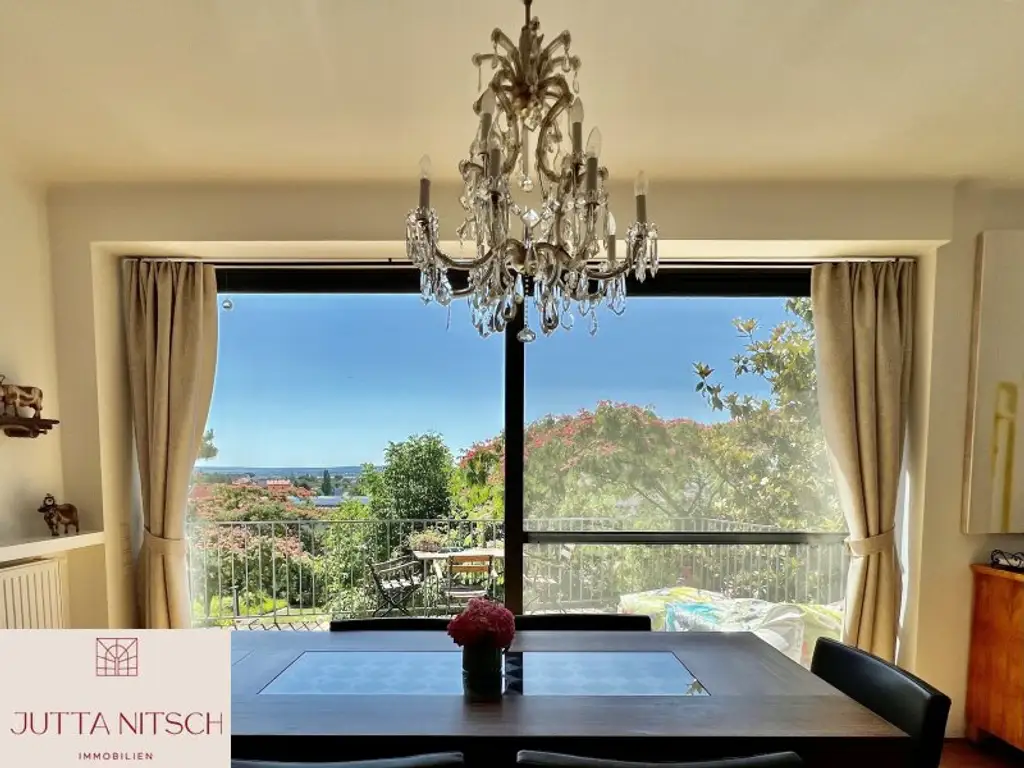 Exquisites Terrassenhaus in Eisenstadt, teilbares Grundstück – Ihr neues Zuhause mit Traumgarten, Naturpool und Weitblick!