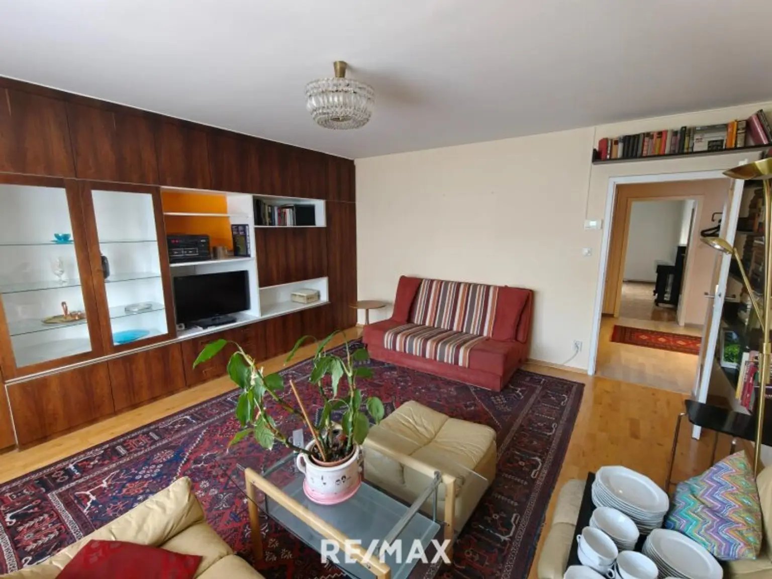 OMA ist ausgezogen - 90m² | 3 Zimmer | perfekte Infrastruktur | ruhige Innenhoflage