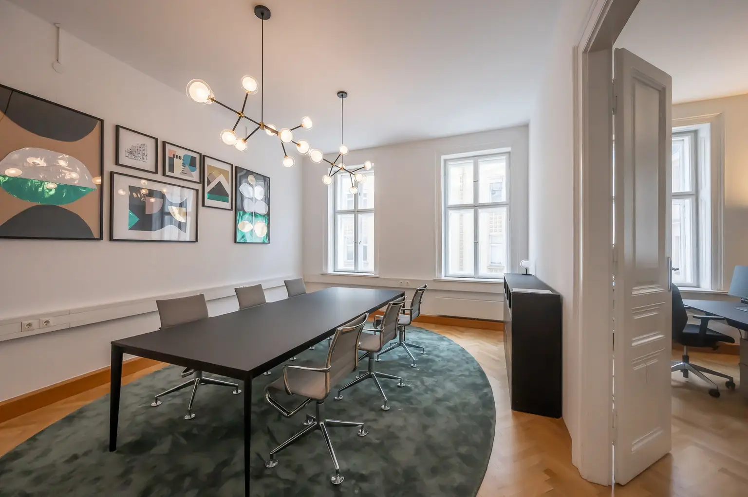 Modernes, voll ausgestattetes Büro zur Untermiete – zentral & flexibel