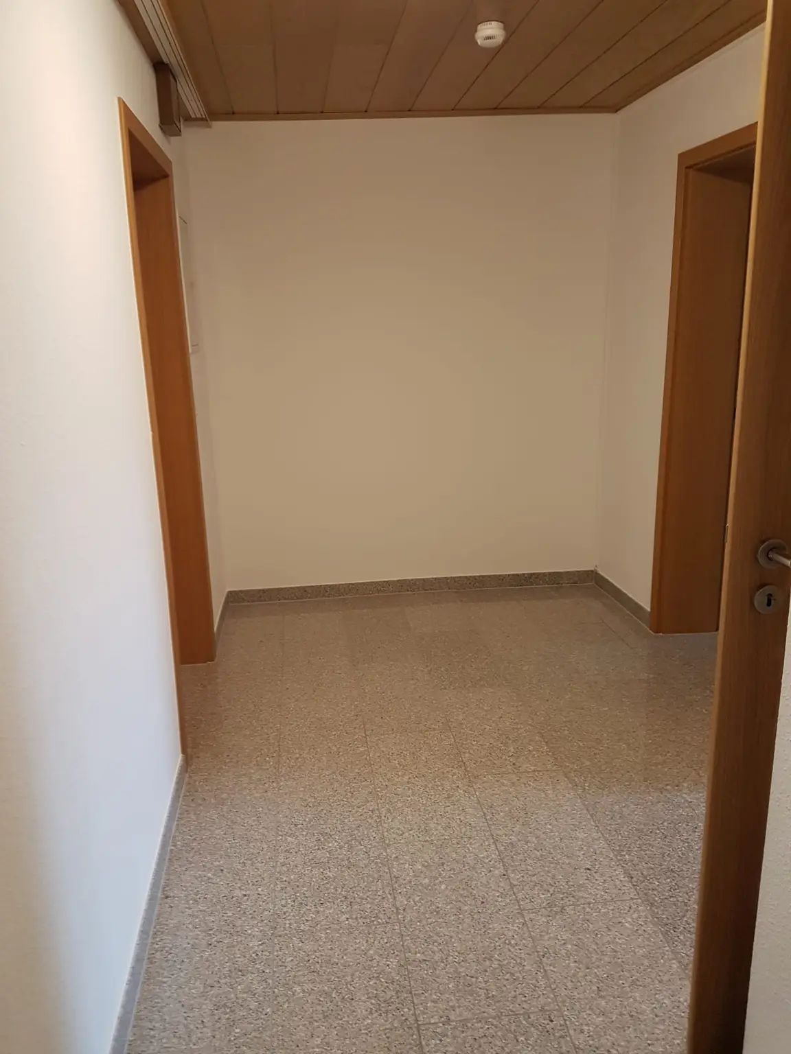 WOHNEN mit GARTENBLICK in Grügelborn – 
ruhige, ebenerdige Einliegerwohnung
mit Terrasse...!